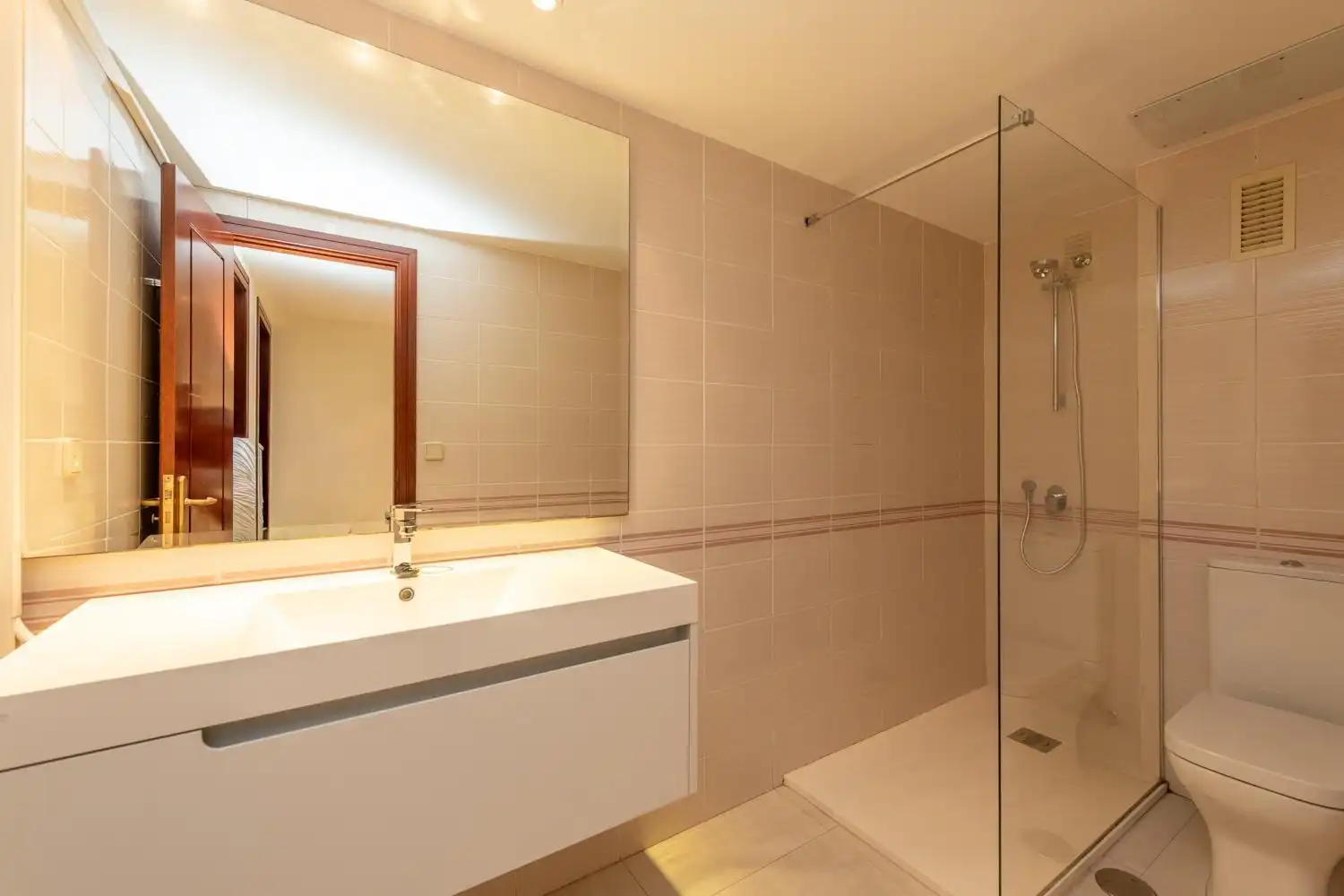 Flat with lift to rent in Calle de San Juan Bosco, imagen 9