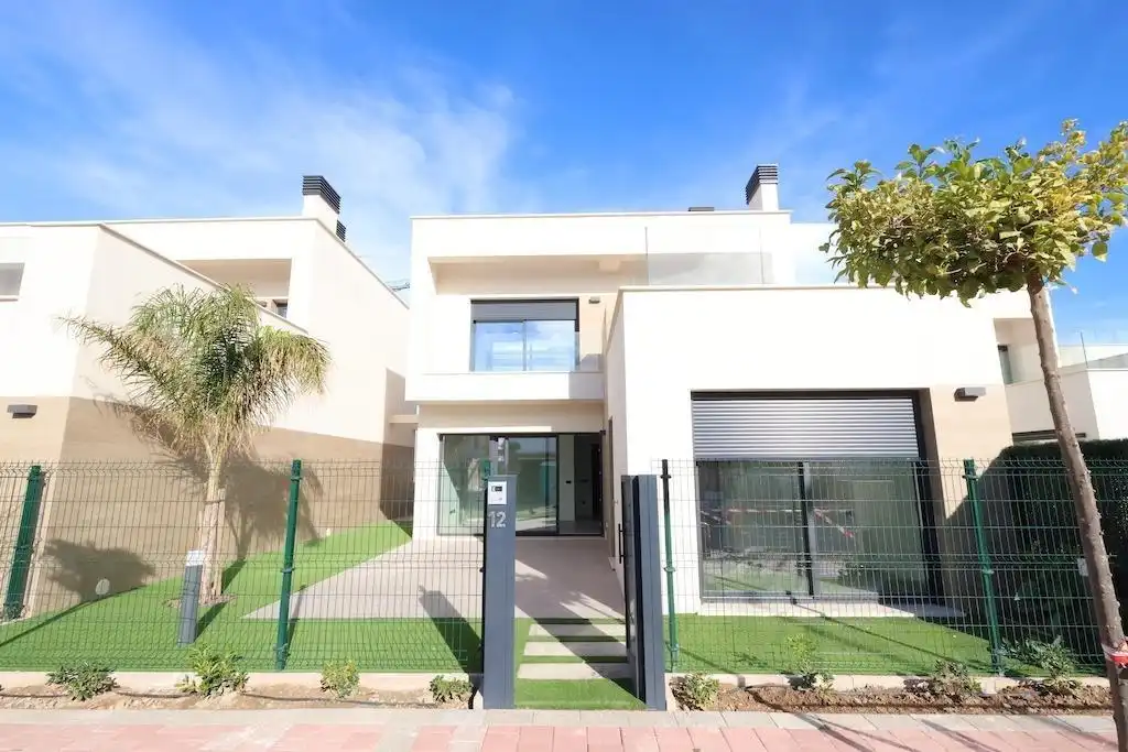 Exterior view of Apartments for rent in Torre-Pacheco  with Air Conditioner, Heating and Furnished
