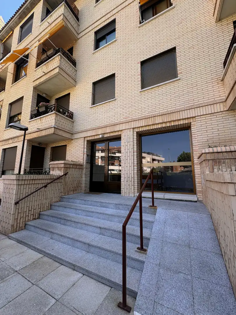 Piso de alquiler en Calle Doctor Bastos, Zona Norte