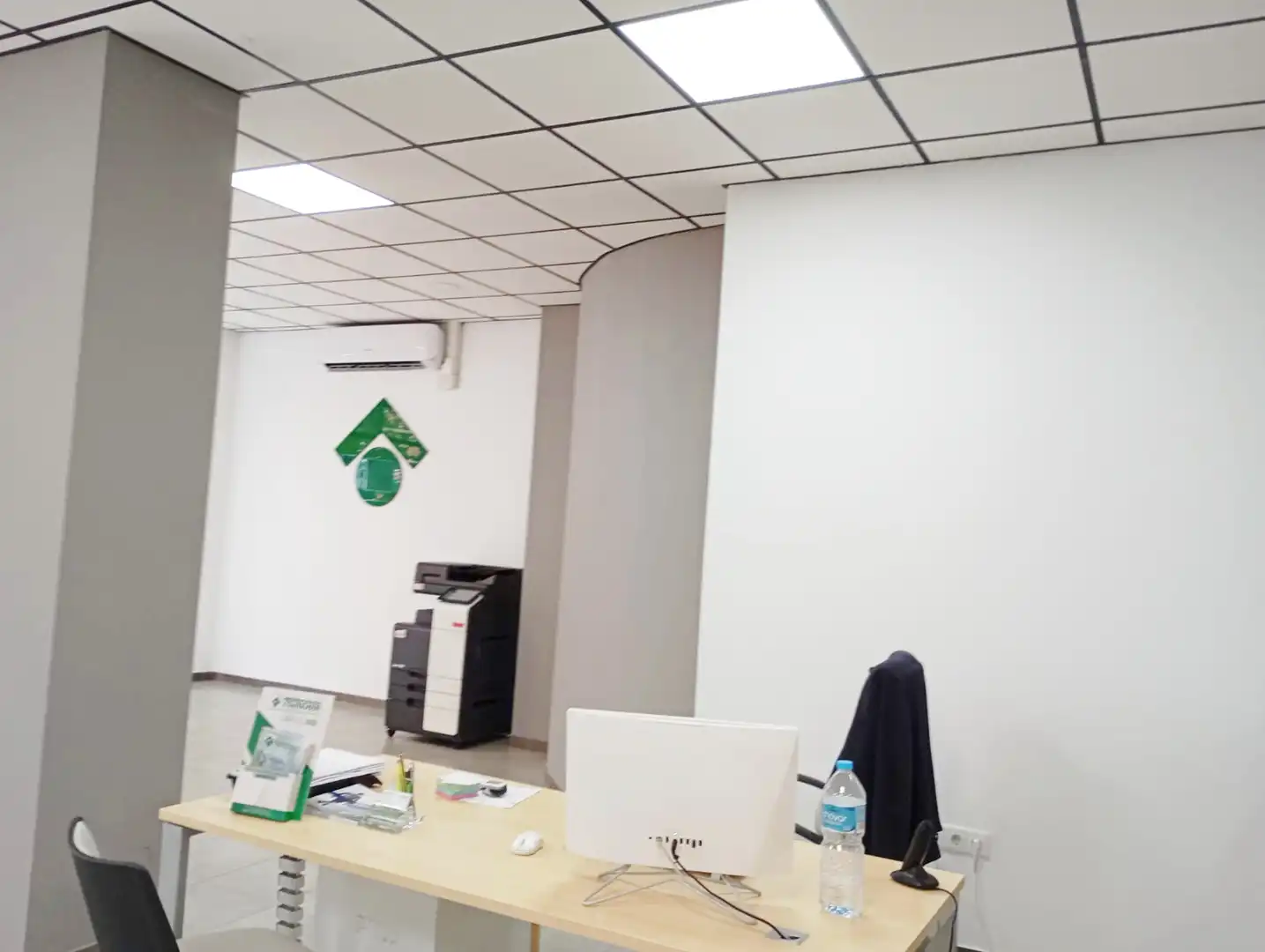 Local comercial en venda a Carrer de Jerónima Galés 26, imagen 4