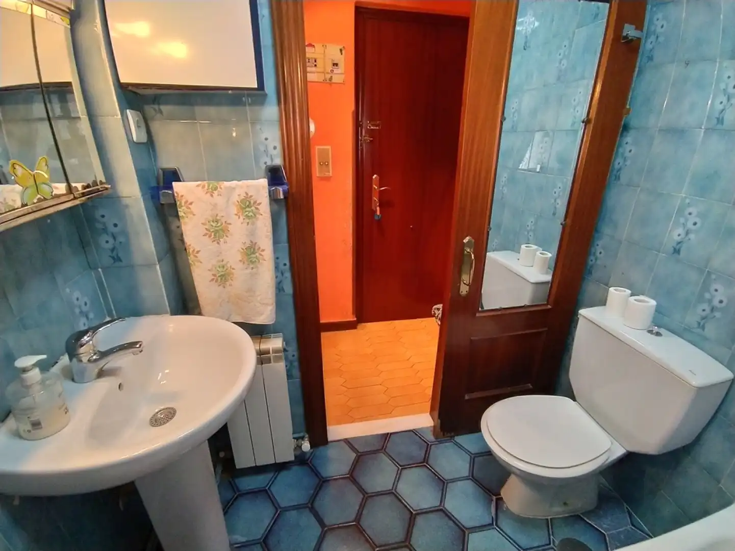 Baño de Piso en venta en Avilés con Calefacción, Parquet y Terraza