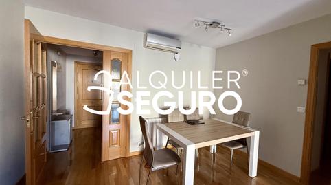 Foto 2 de Piso de alquiler en Del Fresno, Centro, Madrid
