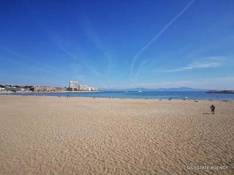 Locale commerciale in vendita a Riells, imagen 8