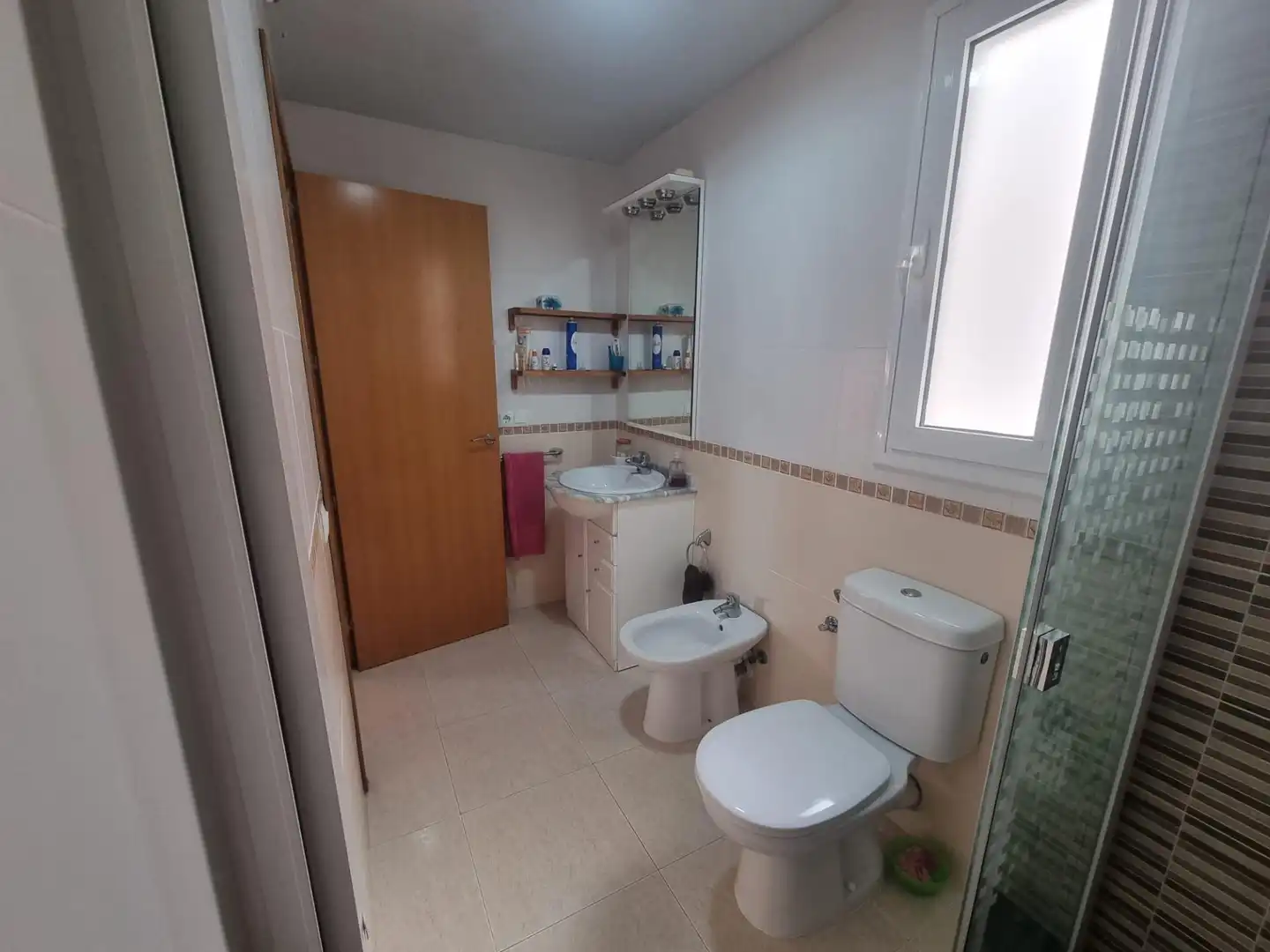 Baño de Piso en venta en Deltebre con Aire acondicionado