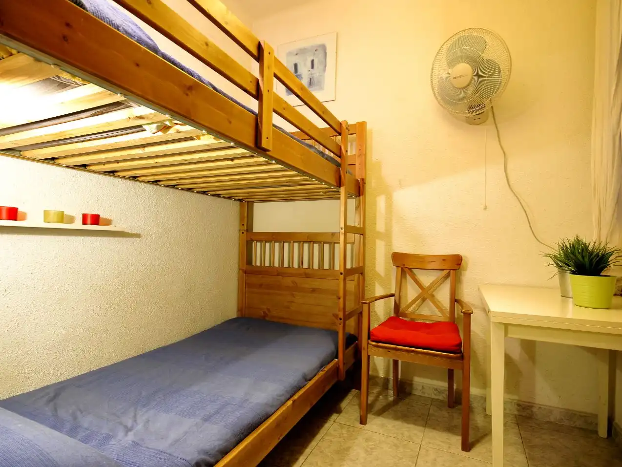Bedroom of Flat for rent in  Barcelona Capital  with Air Conditioner