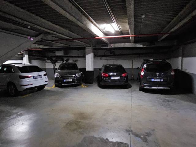 Garaje en Alquiler en Gran Via de les Corts Catalanes, 680 en Dreta de l'Eixample