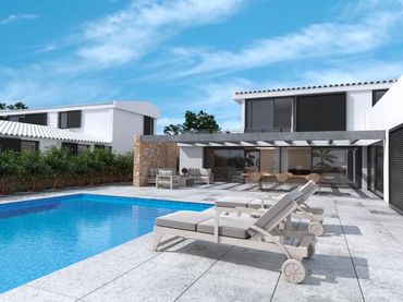 Chalet con piscina en venta en Cala Blanca