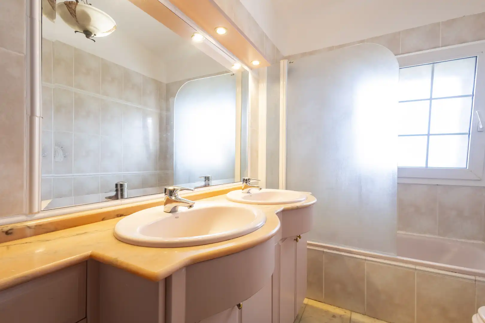 Bathroom of Houses for sale in San Cristóbal de la Laguna  with Private garden, Terrace and Storage room