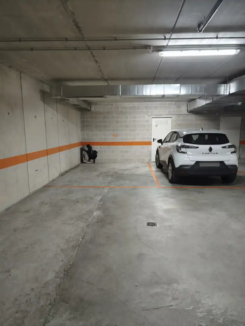 Aparcament de Garatge en venda en  Pamplona / Iruña