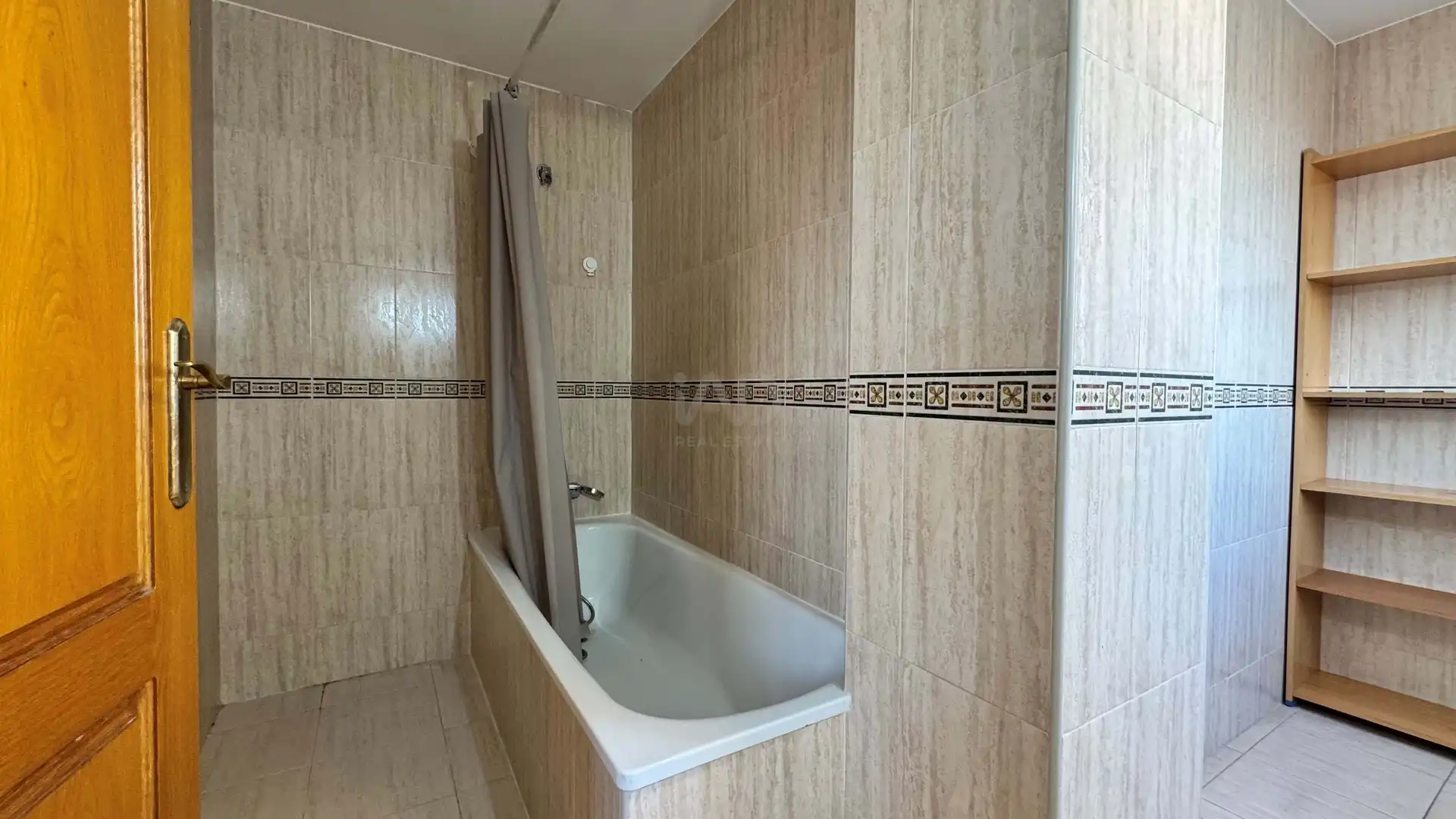 Bathroom of Flat for sale in Alicante / Alacant  with Swimming Pool