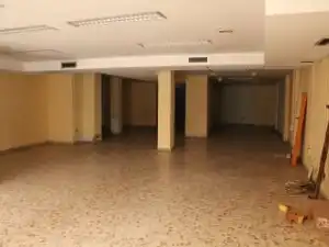 Gewerbefläche zur Miete in Calle Calzada 2, imagen 2