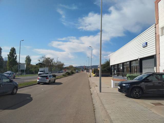 Nave industrial en Alquiler en Desconocido, 180 en Mas Florit - Ca la Guidó