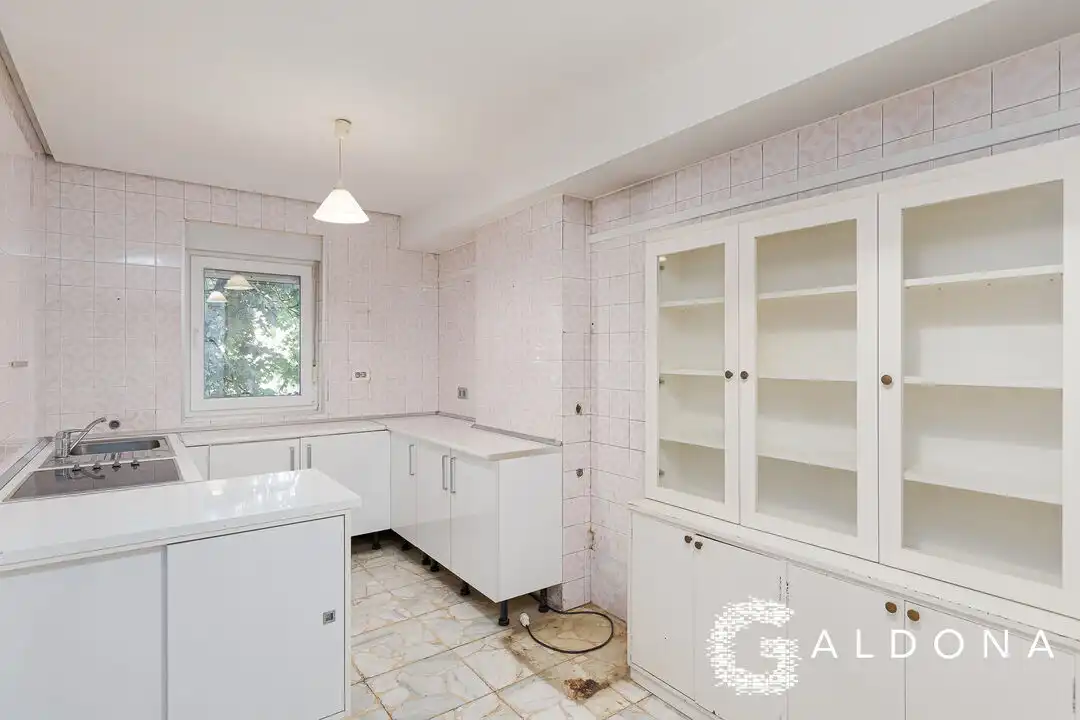 Cocina de Piso en venta en Donostia - San Sebastián  con Calefacción, Terraza y Balcón