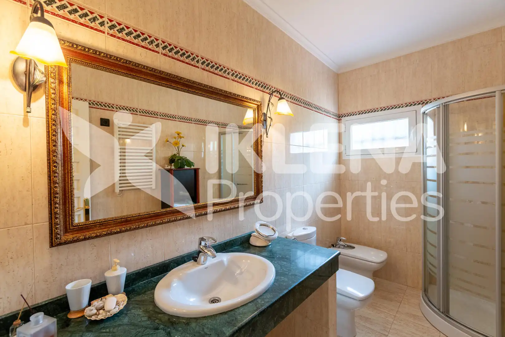 Bathroom of Houses for sale in Roquetas de Mar  with Air Conditioner, Private garden and Terrace
