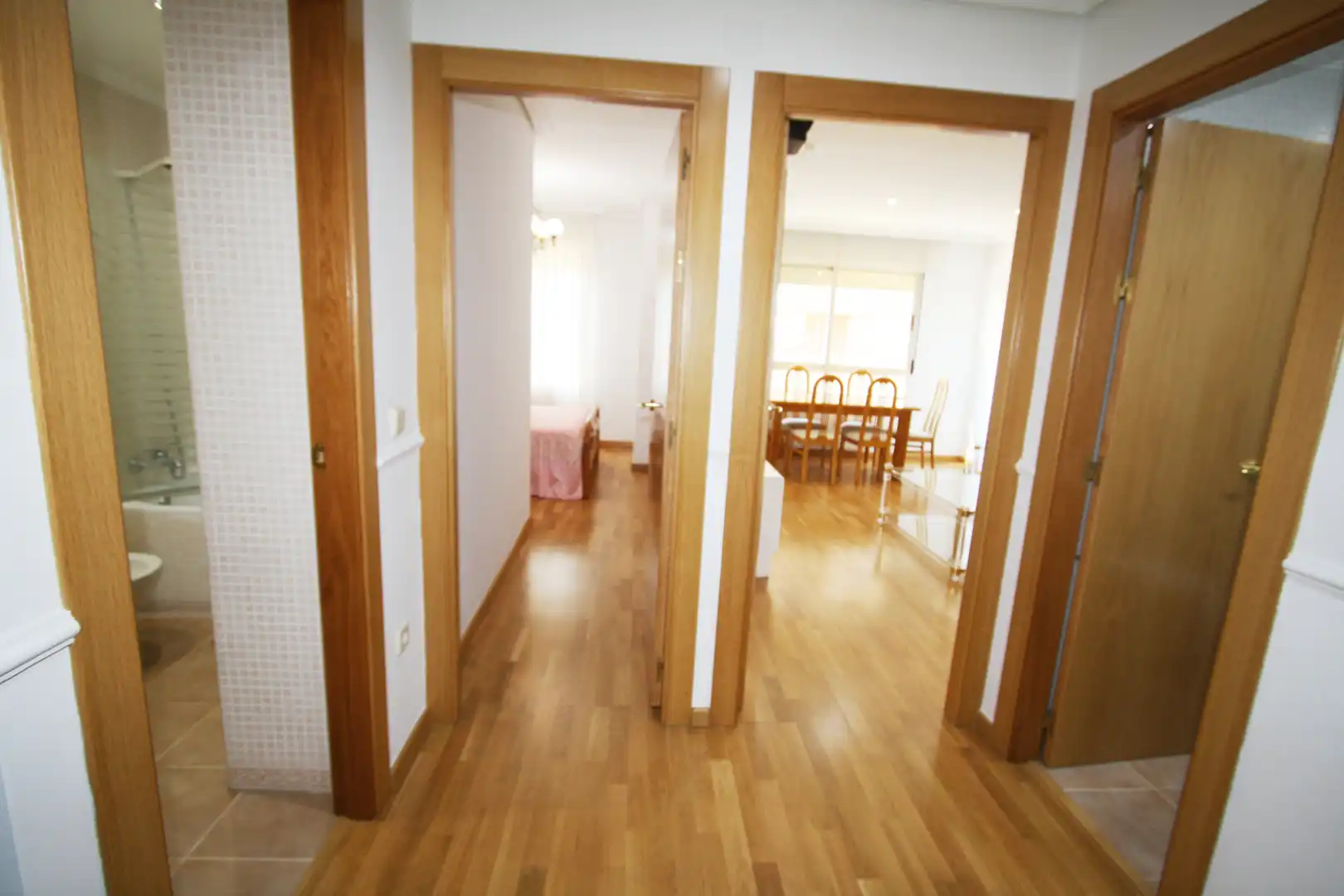 Piso en venta en Albacete con Calefacción, Parquet y Amueblado