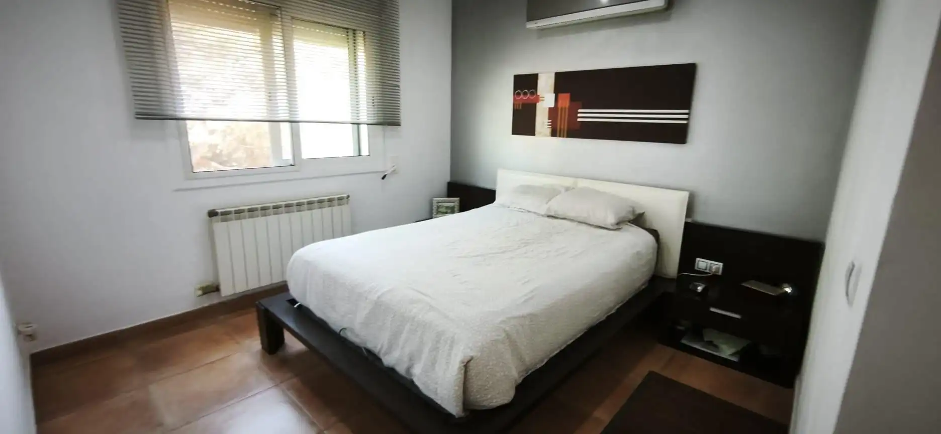 Habitación de Edificio en venta en Argentona