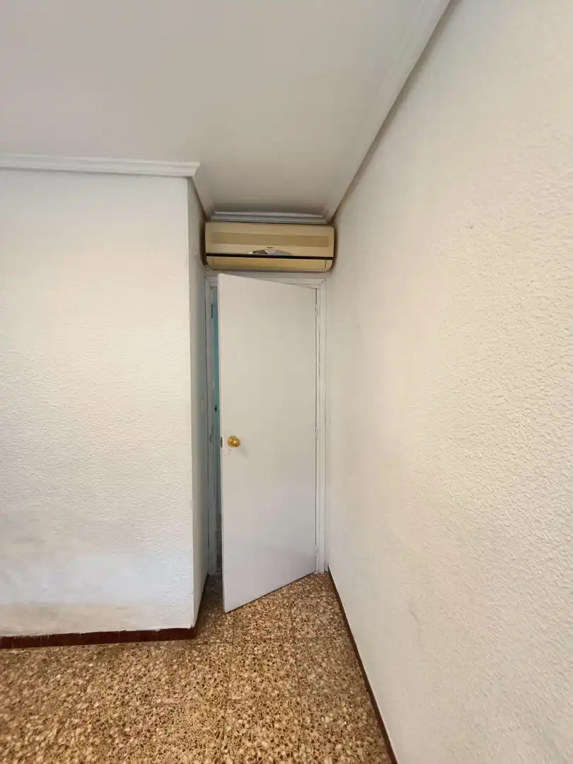 Flat for rent in Castellón de la Plana / Castelló de la Plana  with Air Conditioner and Balcony