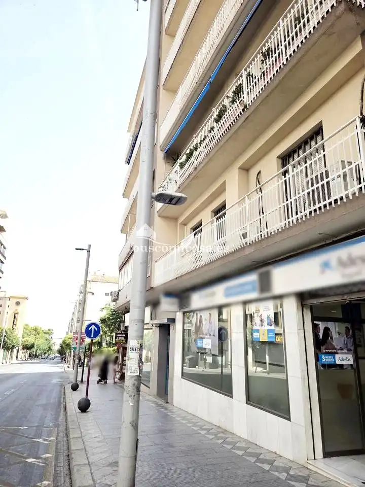 Vista exterior de Pis per a compartir en Jaén amb Aire condicionat, Calefacció i Parquet
