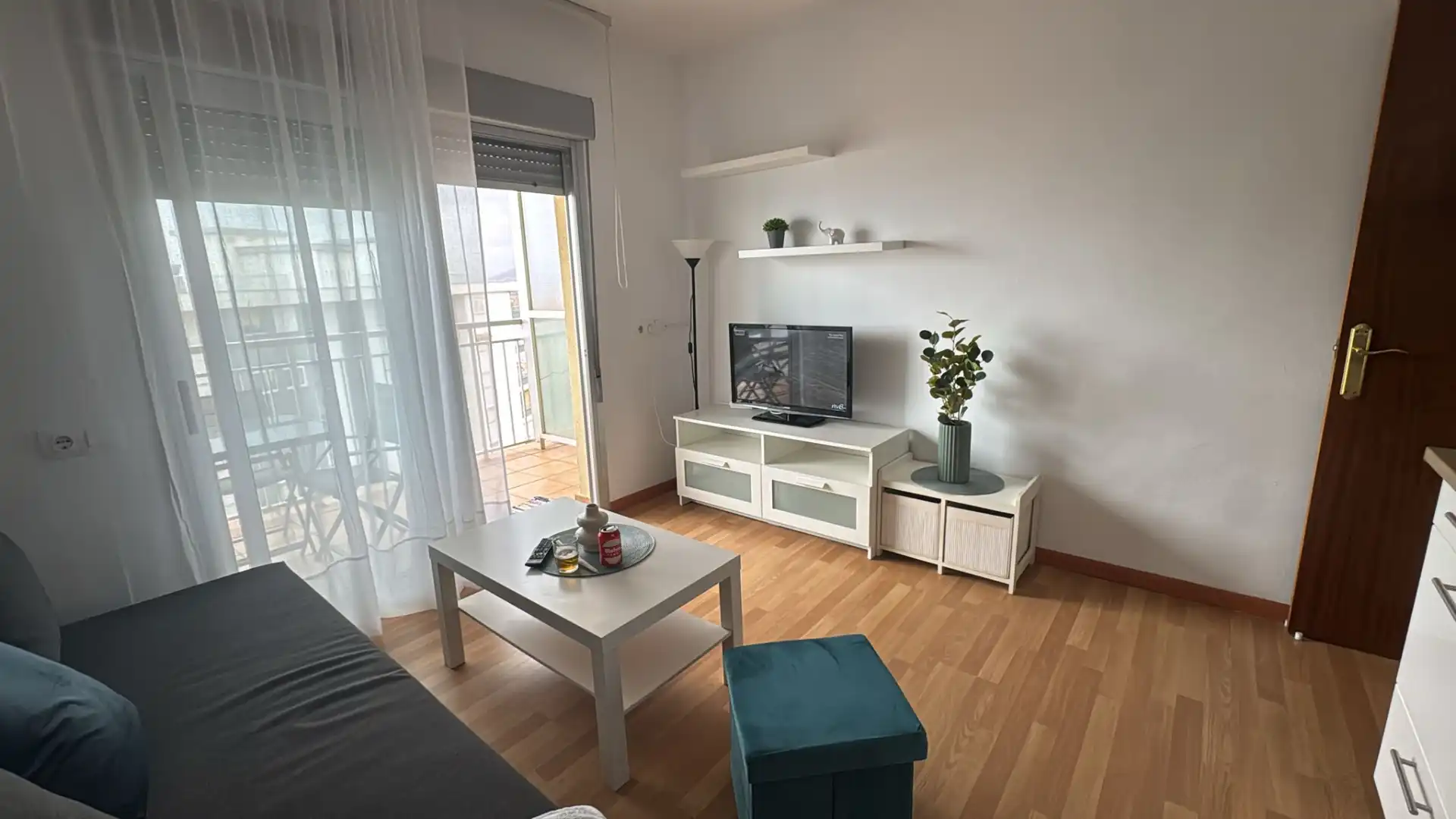 Flat for rent in Carrer dels Marenys, 27, Miramar