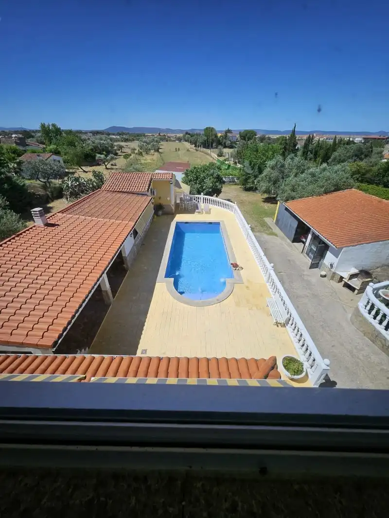 Chalet con terraza en venta en Malpartida de Cáceres