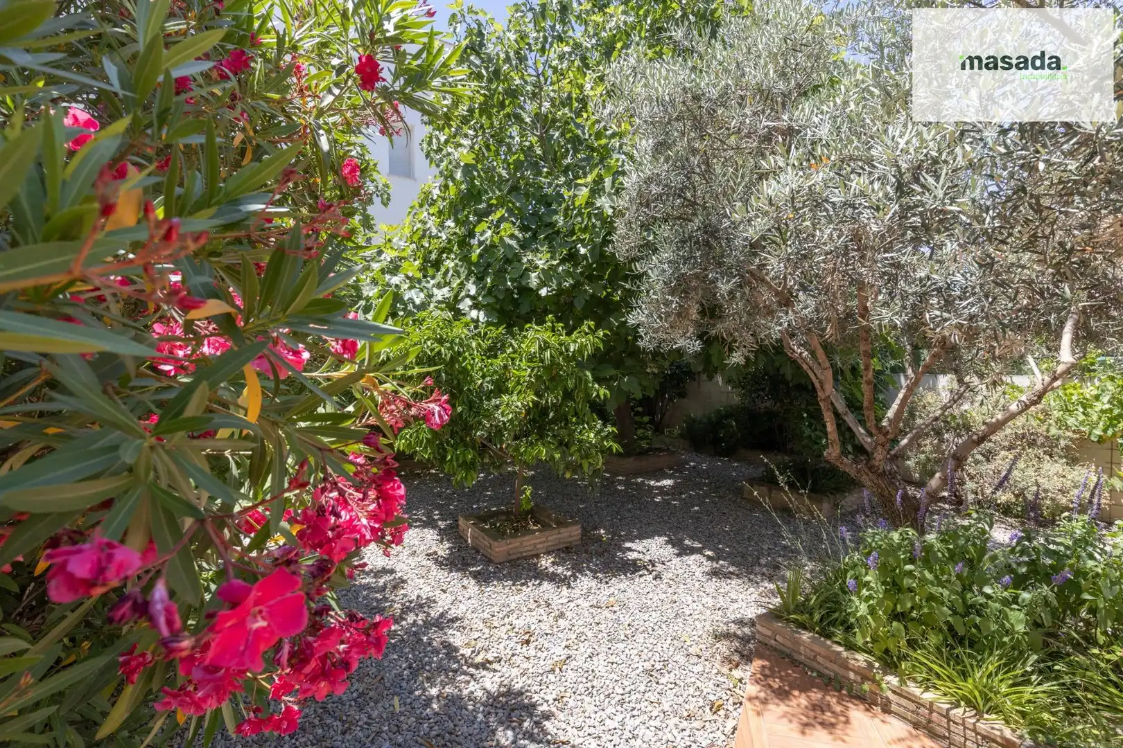 Jardín de Casa o chalet en venta en Vegas del Genil con Jardín privado, Piscina y Alarma