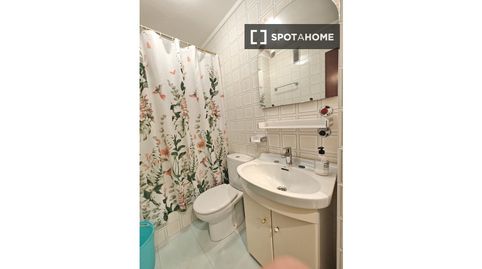 Photo 2 of Flat for rent in San Pedro de Deusto - La Ribera, Bilbao