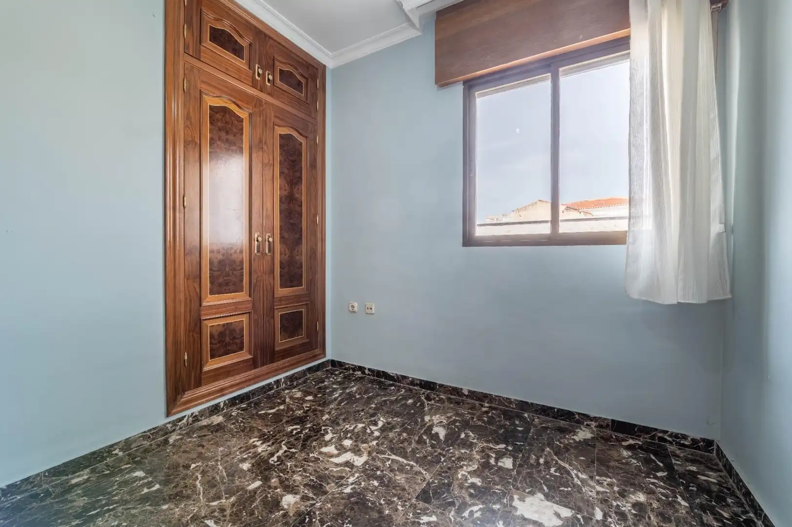 Schlafzimmer von Dachboden zum Verkauf in Maracena