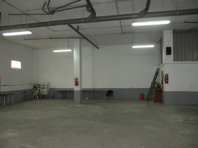 Local comercial en Alquiler en Carretera de Córdoba - Libertad