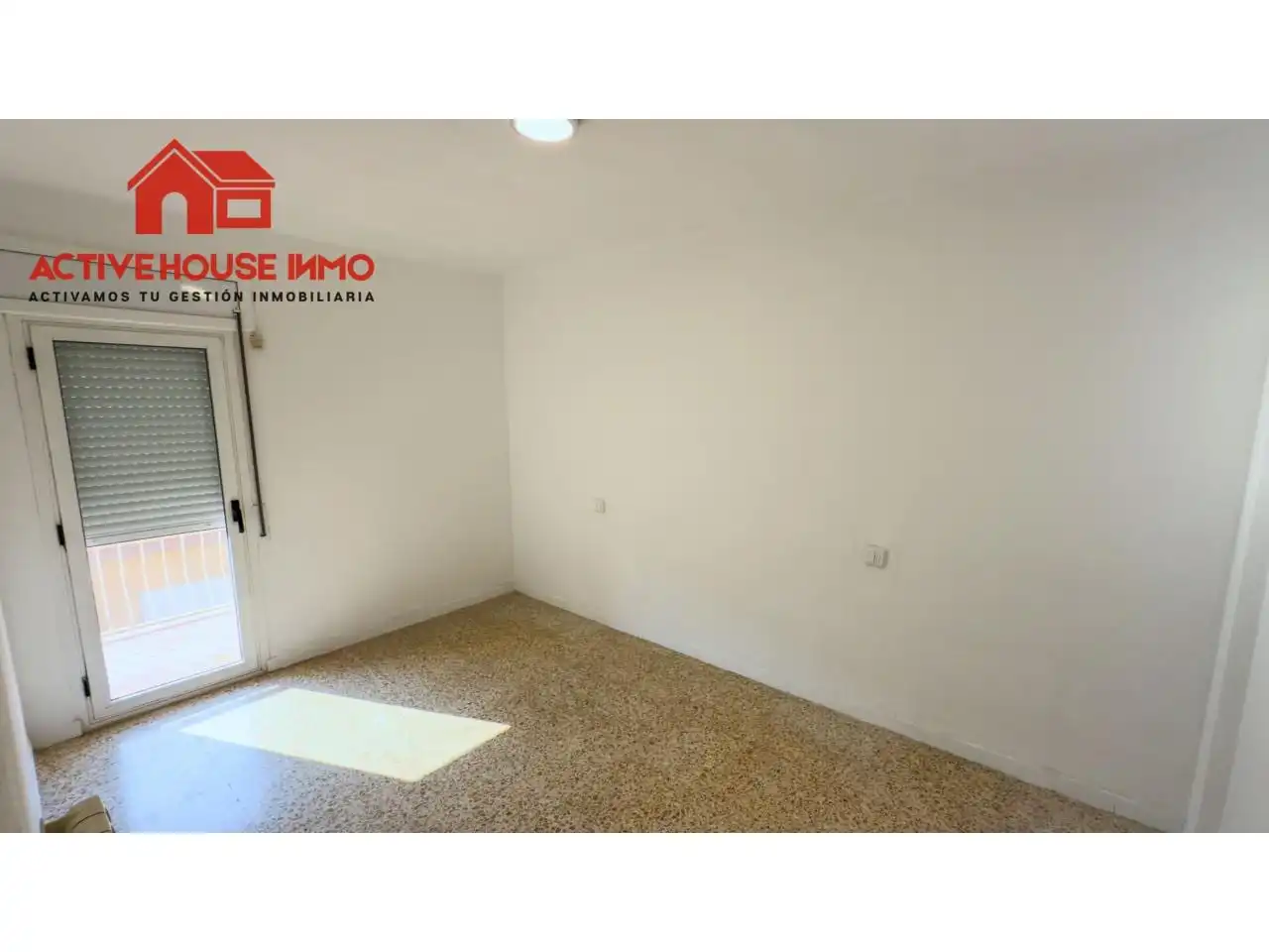 Wohnung zum Verkauf in La Ràpita mit Klimaanlage, Heizung und Terrasse