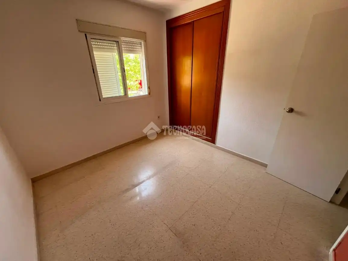 Habitación de Piso en venta en Dos Hermanas con Terraza