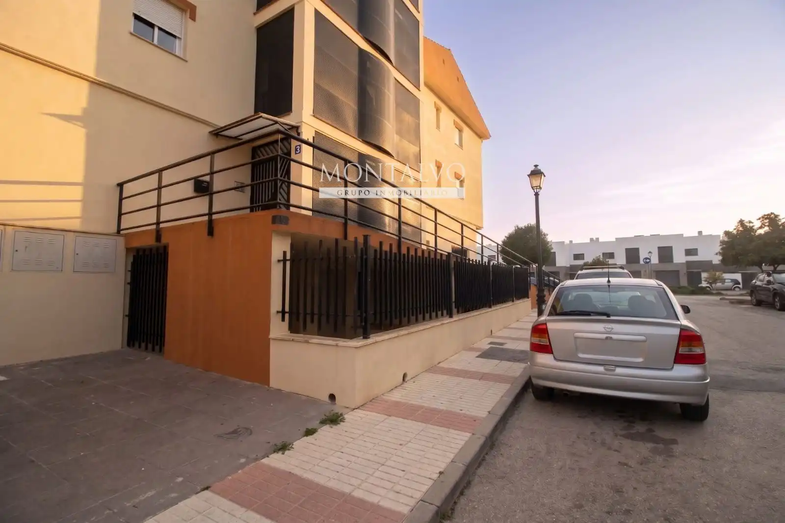 Vista exterior de Apartament de lloguer en Atarfe amb Terrassa, Moblat i Balcó