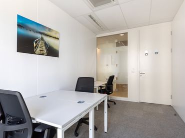 Büro mit Aufzug zur Miete in Av De La Hispanidad 6