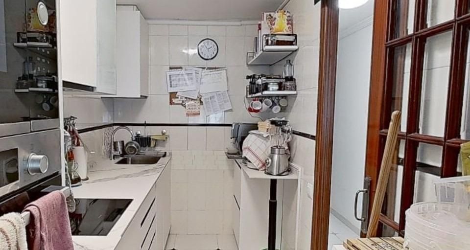 Kitchen of Flat for sale in  Barcelona Capital  with Air Conditioner