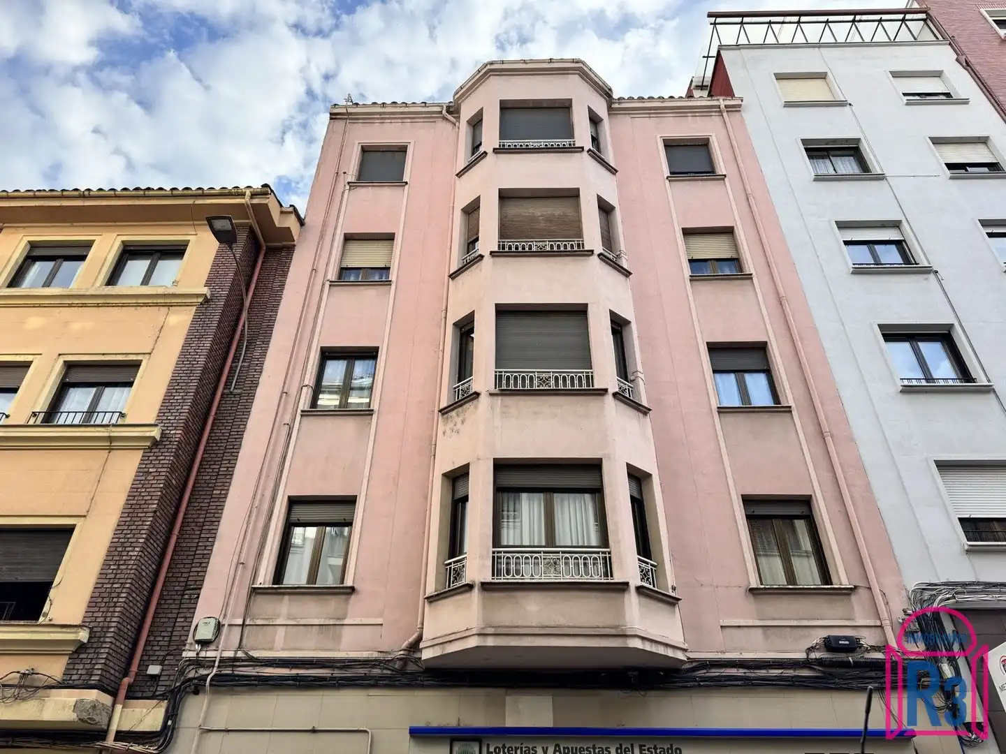 Vista exterior de Apartament en venda en Centro Ciudad