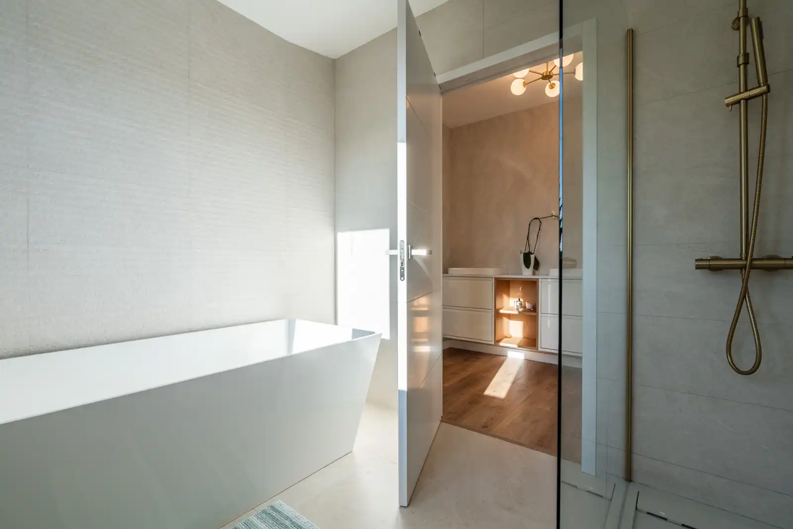 Baño de Casa o chalet en venta en Las Rozas de Madrid con Aire acondicionado, Calefacción y Jardín privado