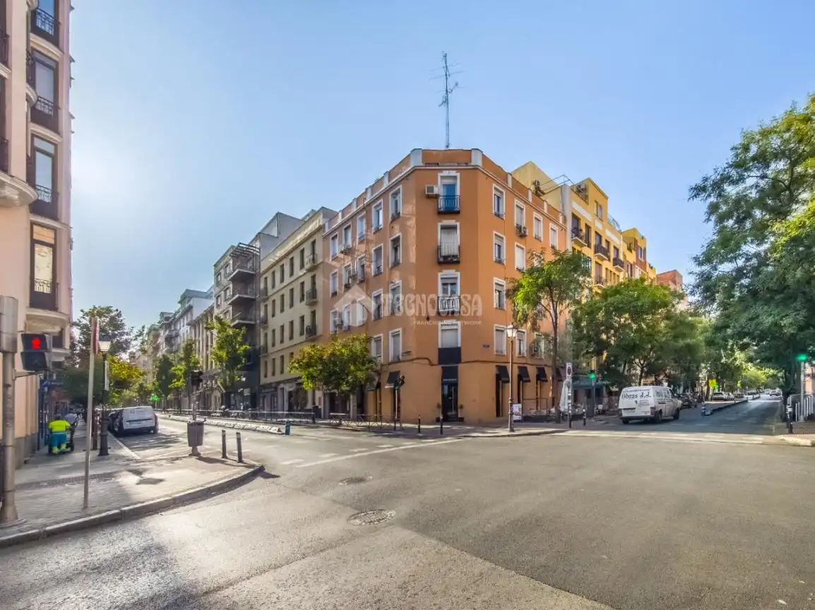 Piso con ascensor en venta en Chamberí