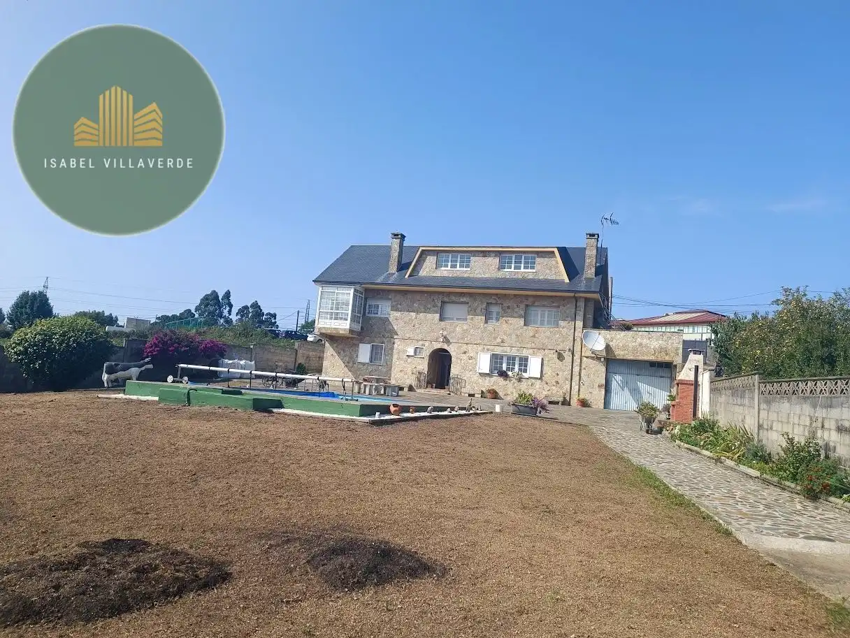 Vista exterior de Casa o chalet en venta en A Coruña Capital  con Calefacción, Jardín privado y Piscina