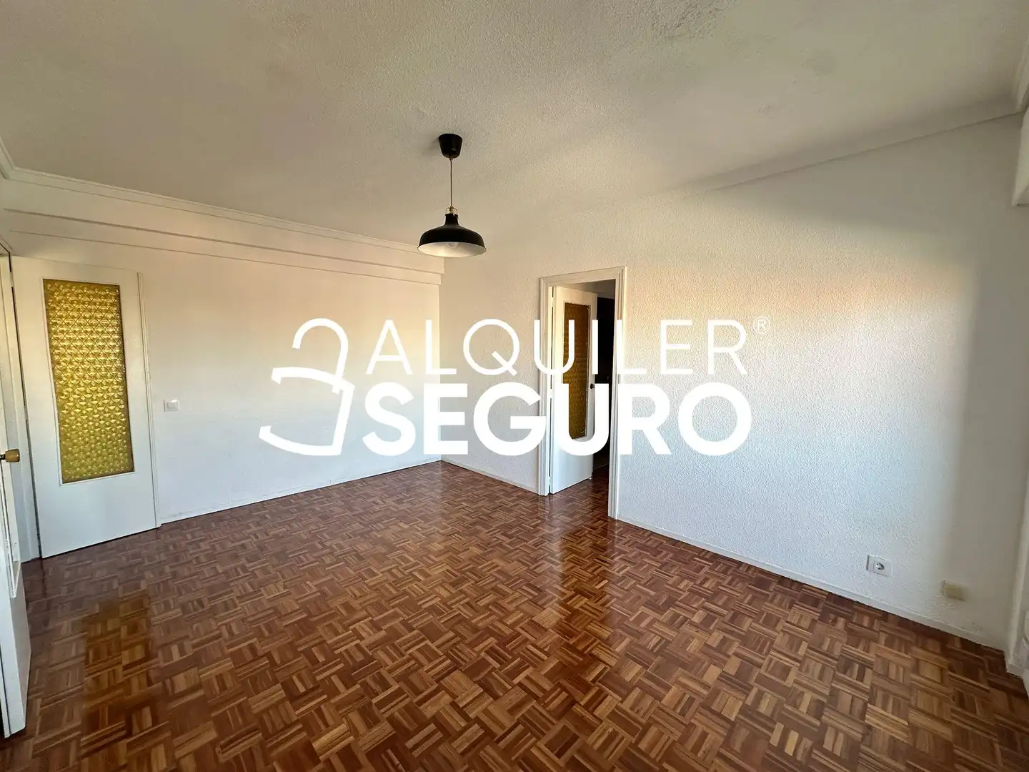 Habitación de Piso de alquiler en Madrid con Calefacción y Terraza
