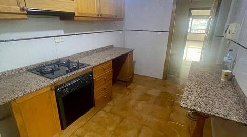 Photo 2 of Flat to rent in Poeta Mas y Ros, Ciutat Jardí, Valencia