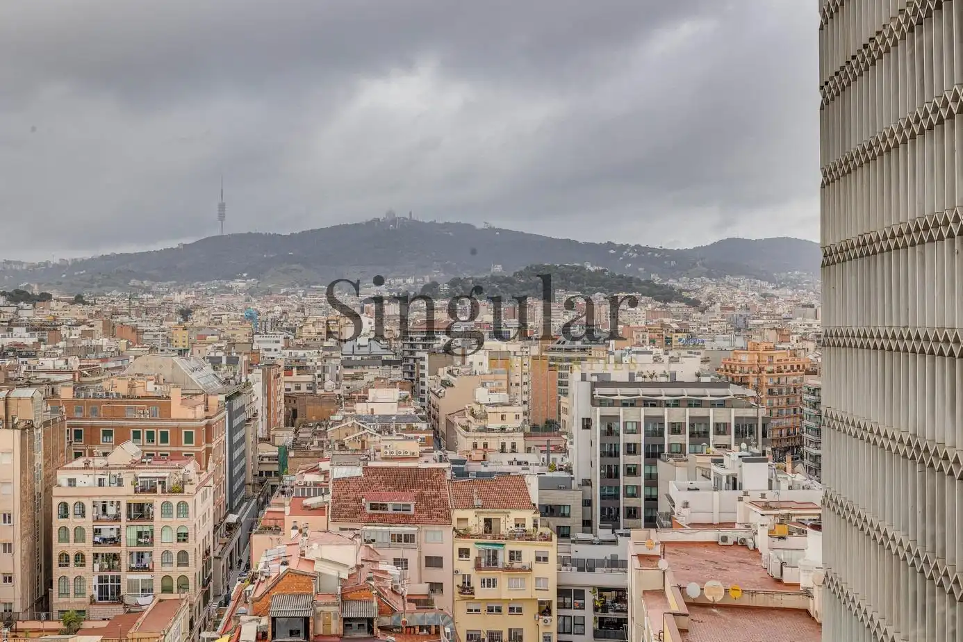 Vista exterior de Piso en venta en Barcelona