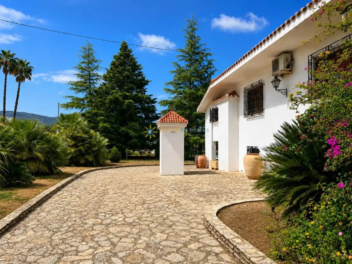 Chalet con piscina en venta en Santa Ana, imagen 3