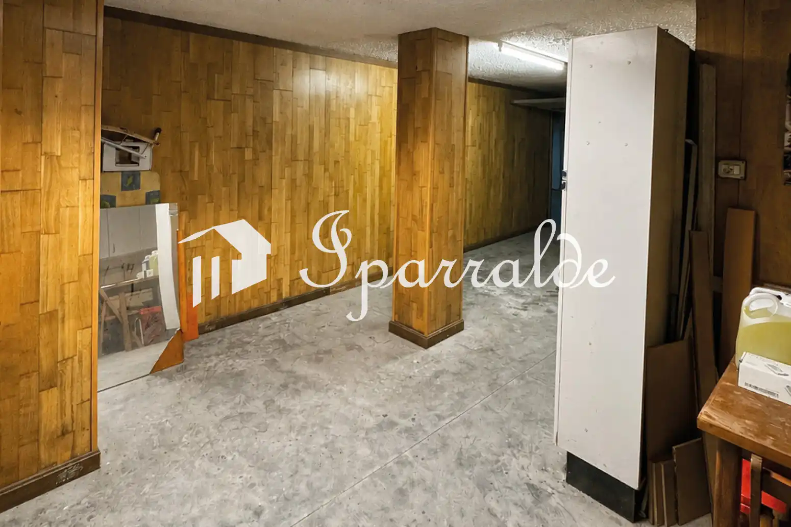 Garaje en venta en Irun 