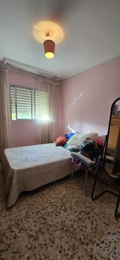 Dormitori de Casa o xalet en venda en Llíria amb Terrassa i Piscina comunitària