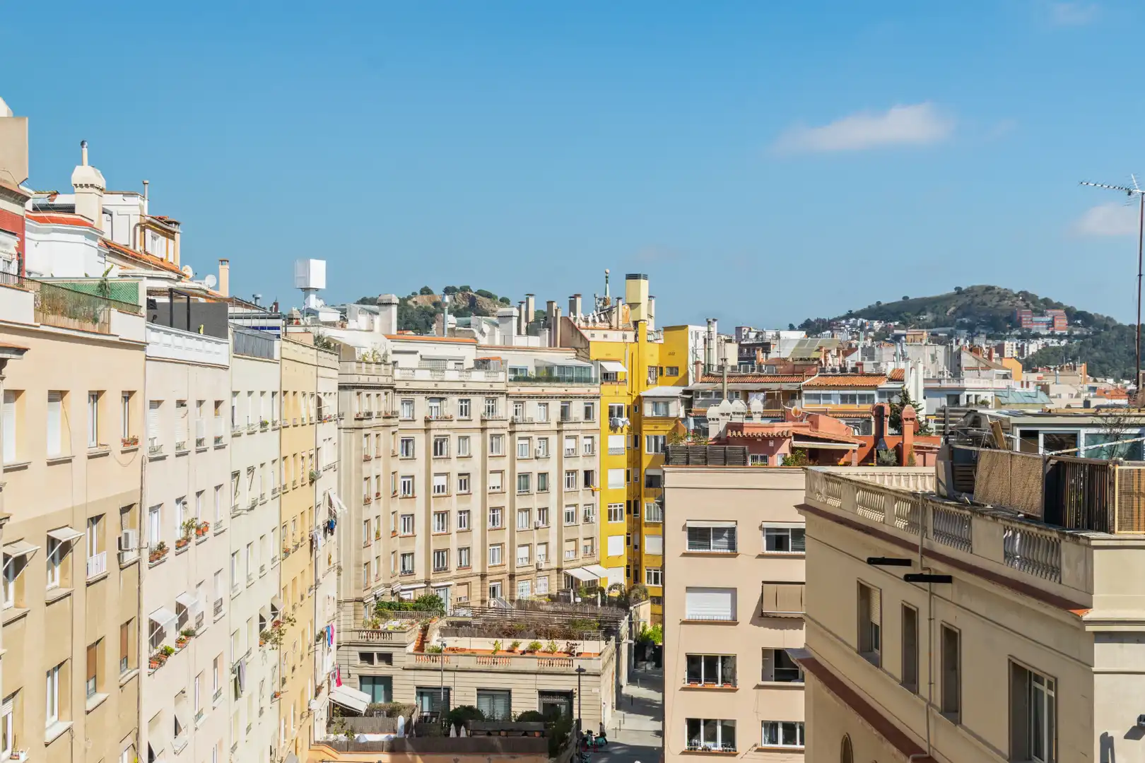 Vista exterior de Ático en venta en Barcelona con Aire acondicionado, Calefacción y Parquet