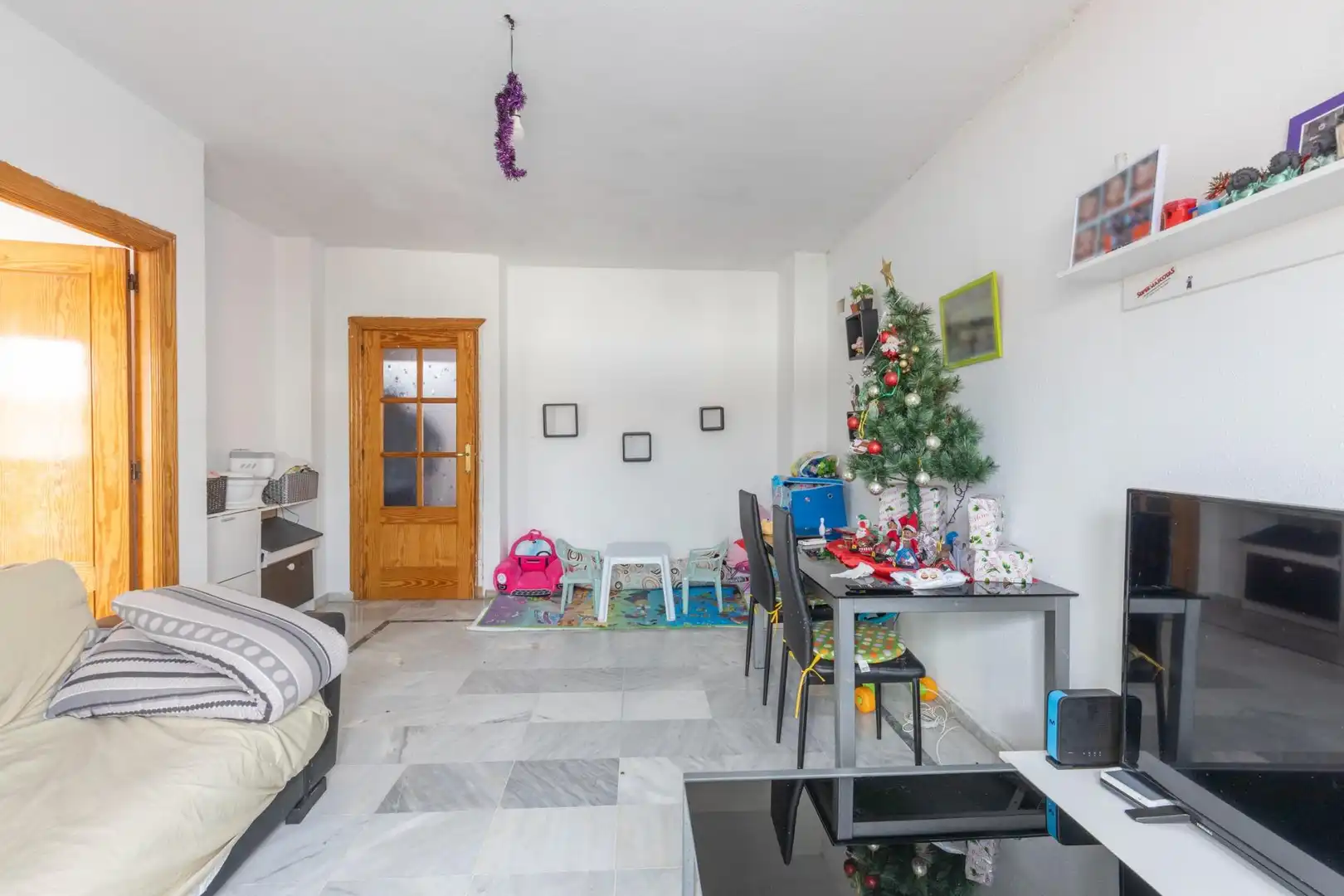 Habitación de Piso en venta en Fuente Vaqueros con Aire acondicionado y Balcón