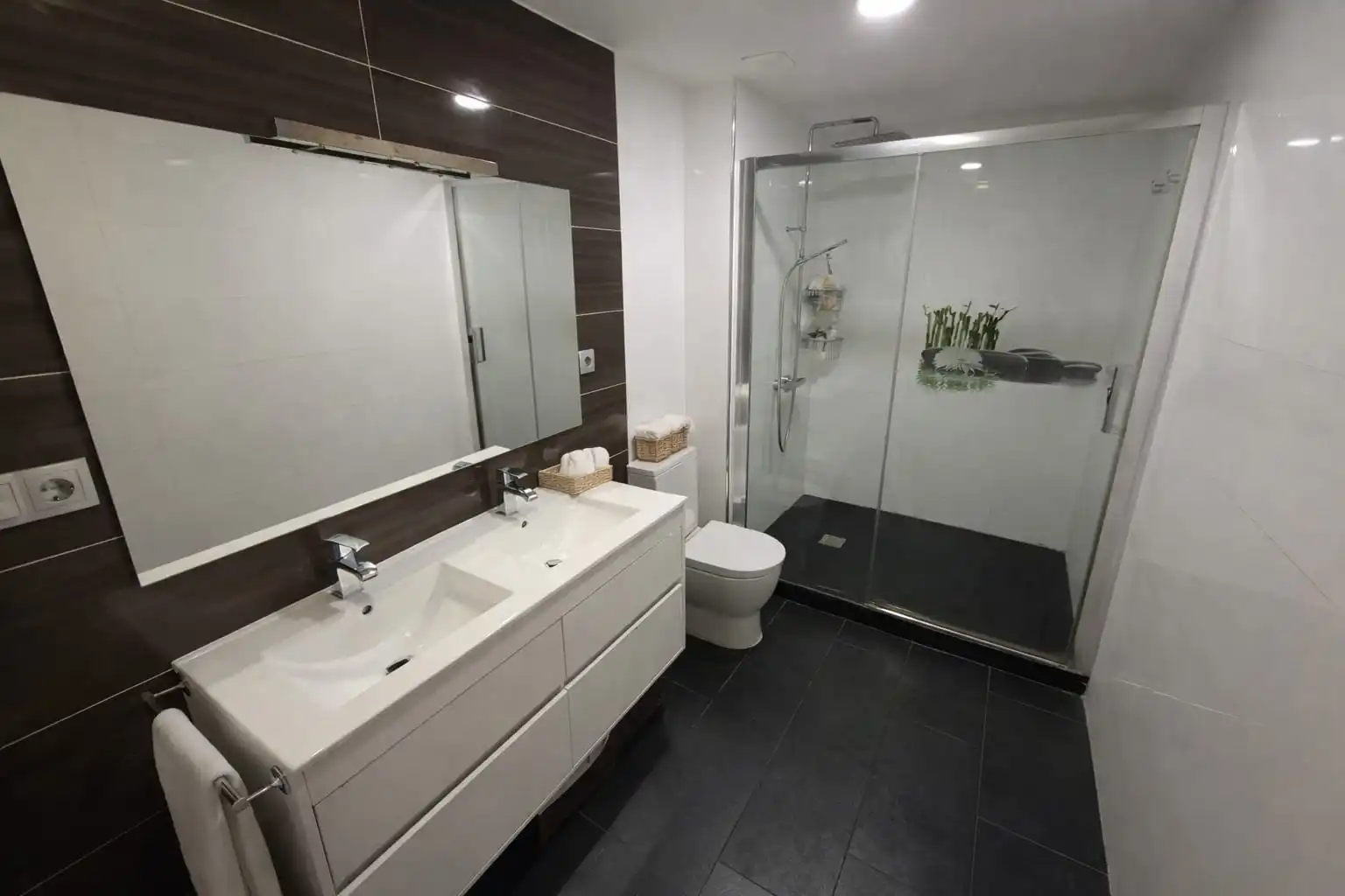 Baño de Piso en venta en Tielmes con Aire acondicionado, Calefacción y Parquet