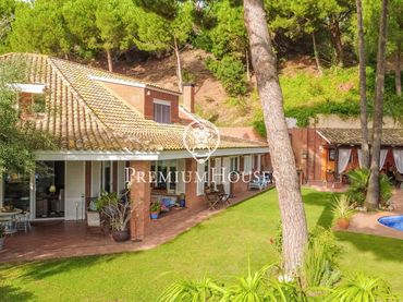 Maison avec piscine à vendre à Les Bilbenyes