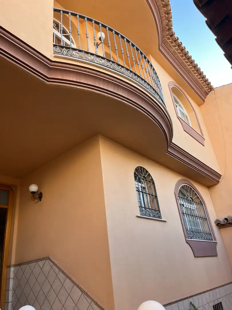 Vista exterior de Casa adosada en venta en Cártama con Amueblado