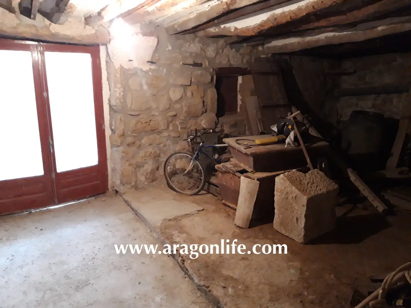 Houses for sale in Maella  with Furnished, Oven and Washing machine