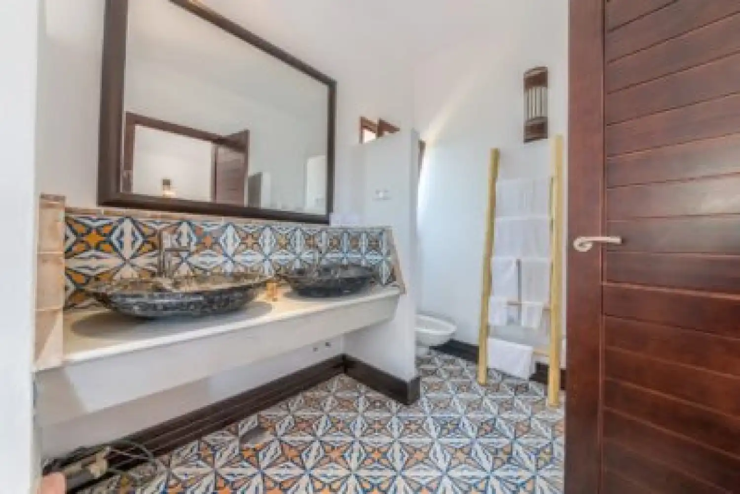 Baño de Edificio en venta en Conil de la Frontera